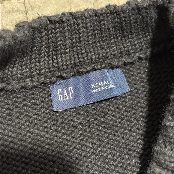 GAP Women’s Black Crewneck Sweater Size XS - Picture 5 of 6